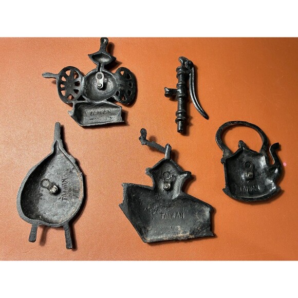 Vintage Cast Iron Kitchen Decor Bellows, Coffee Grinder, Water Pump Set of 5 - Picture 2 of 4